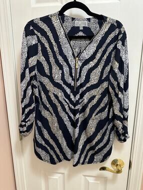 JM Collection Blouse Petite Large Animal Print Black gray Sparkle